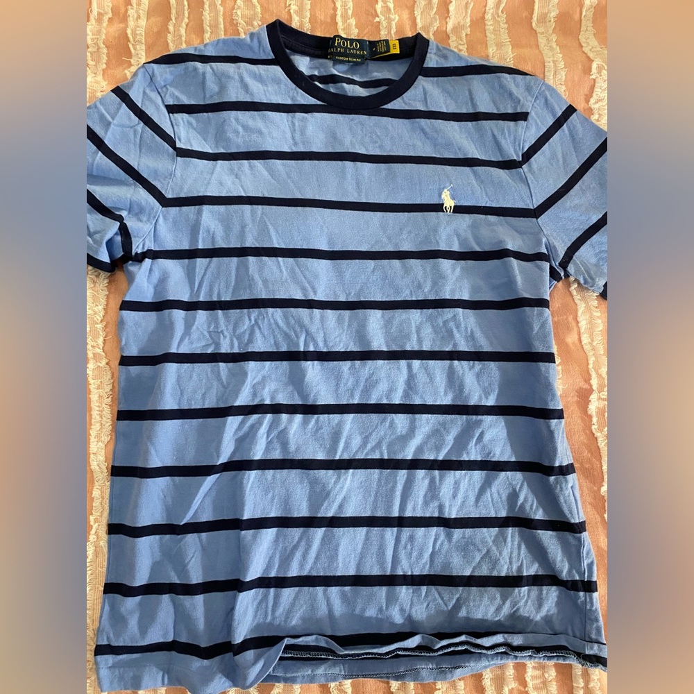 Medium Ralph Lauren tshirt